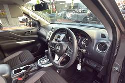 2021 Nissan Navara SL