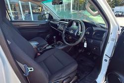 2018 Toyota Hilux SR