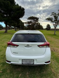2018 Toyota Corolla Ascent Sport