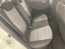 2023 Kia Stonic S YB MY23 Clear White