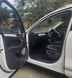 2017 Volkswagen Touareg 150TDI Element 7P MY18 Four Wheel Drive Pure White