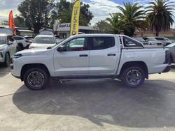 2026 Nissan Navara ST-X