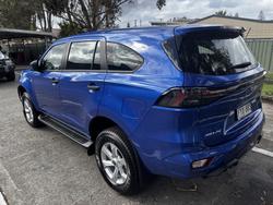 2025 Isuzu MU-X LS-M