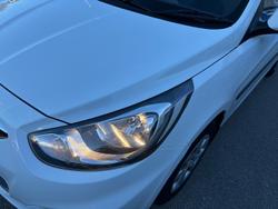 2013 Hyundai Accent Active