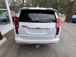 2023 Mitsubishi Pajero Sport Exceed