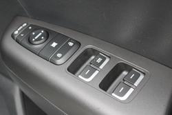 2021 Kia Sportage S QL MY21 Clear White