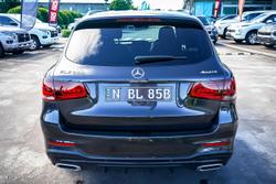 2021 Mercedes-Benz GLC-Class GLC300