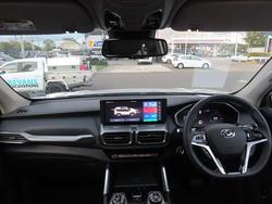 2025 LDV D90 Executive