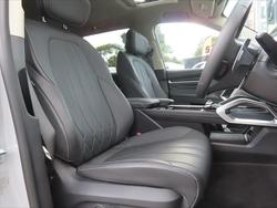 2025 LDV D90 Executive
