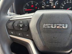 2023 Isuzu MU-X LS-M