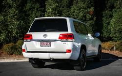2017 Toyota Landcruiser VX