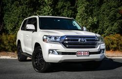 2017 Toyota Landcruiser VX