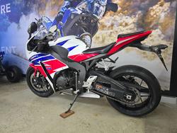 2015 Honda CBR1000RR (FIREBLADE) WHITE