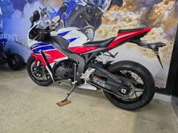 2015 Honda CBR1000RR (FIREBLADE) WHITE