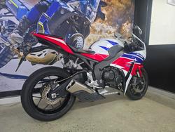 2015 Honda CBR1000RR (FIREBLADE) WHITE