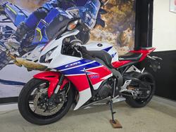 2015 Honda CBR1000RR (FIREBLADE) WHITE