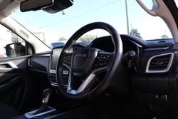 2022 Isuzu D-MAX LS-U