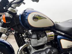 2023 Royal Enfield SUPER METEOR 650 INTERSTELLA CELESTIAL BLUE