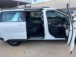 2023 Kia Carnival S