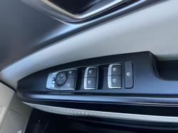 2023 Kia Carnival S