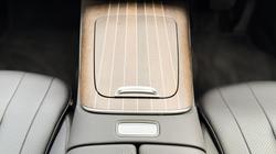 2025 Mercedes-Benz E-Class E200