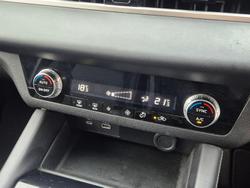 2023 Mitsubishi Outlander ES