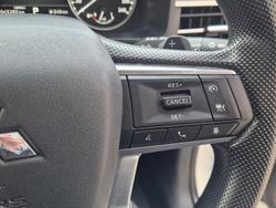 2023 Mitsubishi Outlander ES
