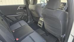2023 Mitsubishi Outlander ES