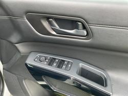 2024 Nissan Pathfinder ST-L
