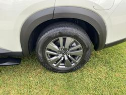 2024 Nissan Pathfinder ST-L