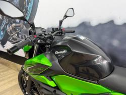 2026 Kawasaki Z500 Lime Green / Carbon Gray