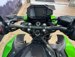 2026 Kawasaki Z500 Lime Green / Carbon Gray