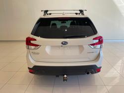 2022 Subaru Forester 2.5i