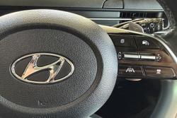 2021 Hyundai STARIA Highlander
