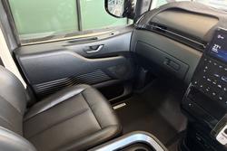 2021 Hyundai STARIA Highlander