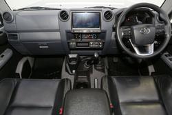 2023 Toyota Landcruiser GXL