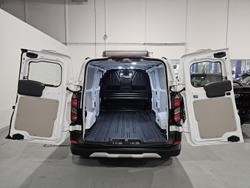 2025 Ford Transit Custom Trail LWB