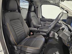 2025 Ford Transit Custom Trail LWB