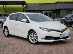 2017 Toyota Corolla Ascent Sport
