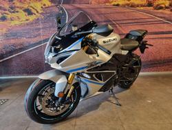2025 Suzuki GSX-R1000 ABS GSX-R Silver