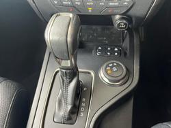 2022 Ford Everest Titanium