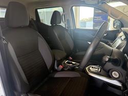 2021 Nissan Navara ST
