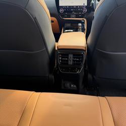 2026 Lexus NX 450h+ Luxury