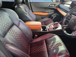 2023 Mitsubishi Outlander Exceed Tourer