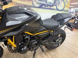2026 Kawasaki Z 650 S ER650WTFNW GREY/BLACK