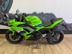 2026 Kawasaki NINJA 650 LIME GREEN
