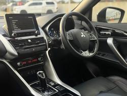 2023 Mitsubishi Eclipse Cross PHEV Exceed