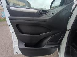 2023 LDV G10 +