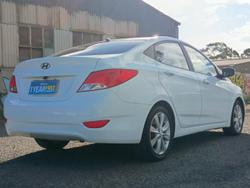 2016 Hyundai Accent Active