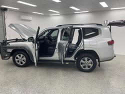 2024 Toyota Landcruiser Sahara FJA300R 4X4 Dual Range Silver Pearl